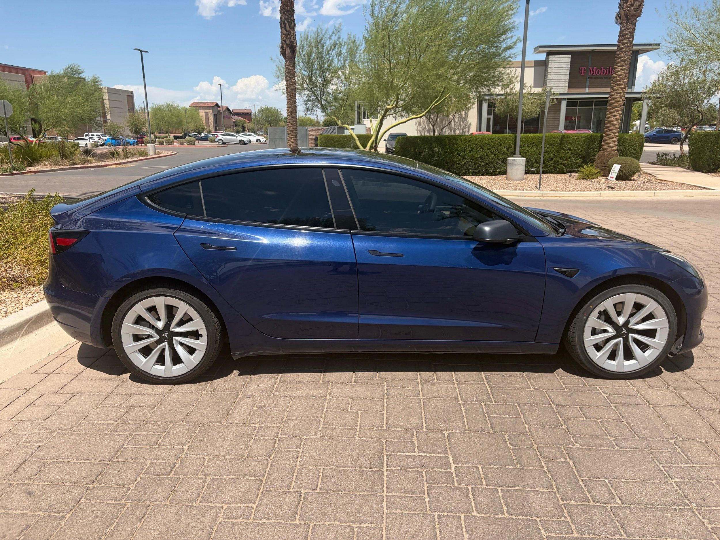 tesla model 3 2023 5YJ3E1EA7PF451475 image tesla model 3 2023 5YJ3E1EA7PF451475 image